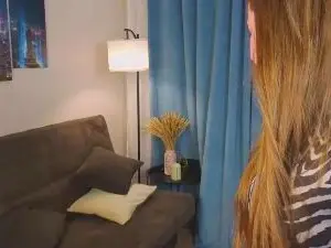 Cam4 Watch Live Sex Cams of LeonoraMass