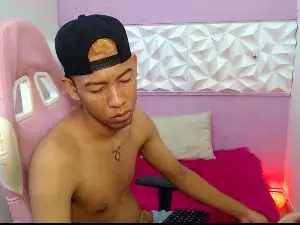 Cam4 Watch Live Sex Cams of Tupac_D_