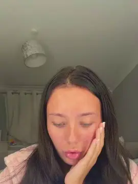 Cam4 Live Porn of ells2422