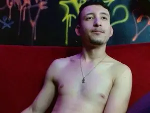 Cam4 Free Porn Cam of AnyeloBlack