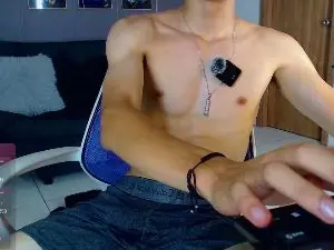 Cam4 Free Live Porn of james_bigc0ck20