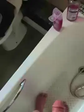 Cam4 Free Porn Cam of Brandonberr