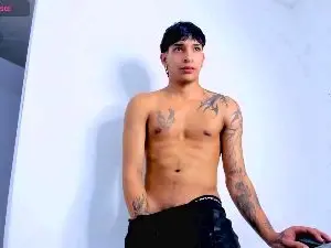 Cam4 Sex Chat of KroyWave