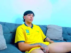 Cam4 Private Sex Chat of KroyWave