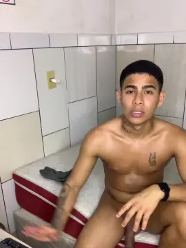 Cam4 Live Sex of MARENTO23CMM