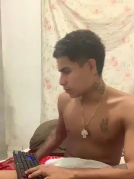 Cam4 Live Porn of MARENTO23CMM