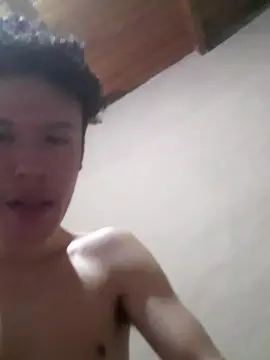 Cam4 Live Porn of ramiroirusta21