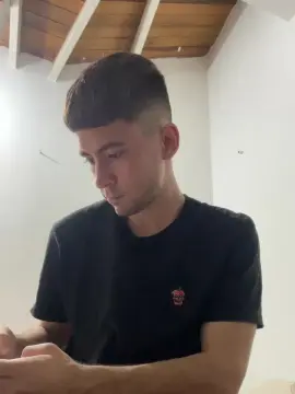 Cam4 Live Sex of XMikeWhite