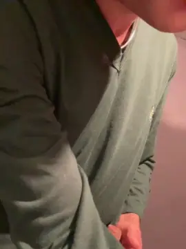 Cam4 Free Live Porn of Reedtwink