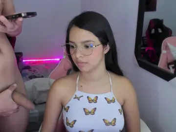 Cam4 Free Live Porn of room_kiitty