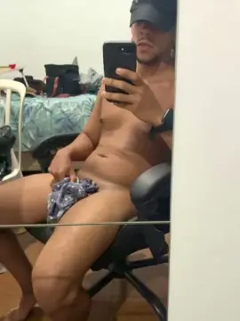 Cam4 Live Sex of Baianin