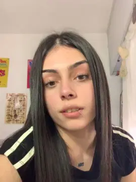 Cam4 Free Live Porn of cielehot