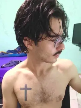 Cam4 Watch Live Sex Cams of emohot1