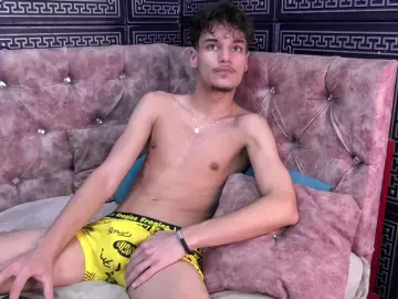 Cam4 Best live sex cam show of KevinnSpice