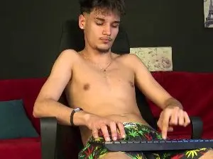 Cam4 Free Live Porn of KevinnSpice
