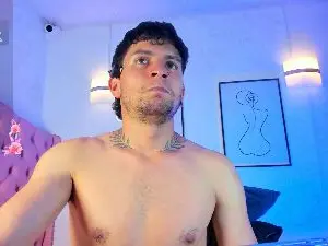 Cam4 Adult Webcam of Vaalentino