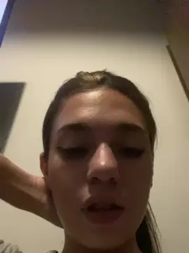 Cam4 Adult Video Chat of milagrossuwu