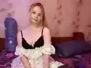 Cam4 Nude Webcam of BariStreater