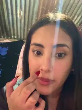 Cam4 Live Porn of Reyna444