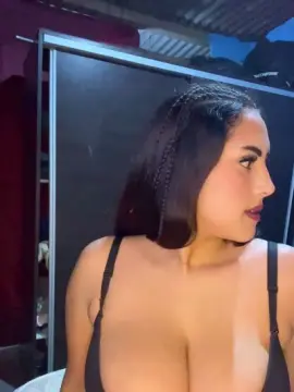 Cam4 Sex Chat of Reyna444