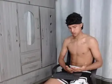 Chaturbate Adult Webcams of alex_martin47