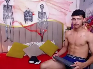 Chaturbate Free Porn Cam of alex_martin47