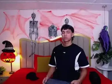 Chaturbate Watch Live Sex Cams of alex_martin47