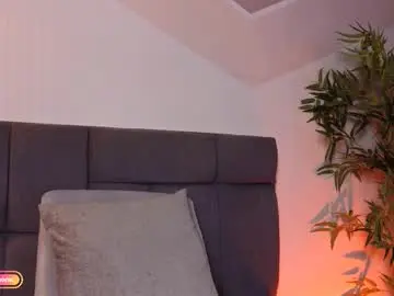 Chaturbate Best live sex cam show of missatenea2