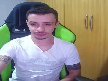 Chaturbate Sex Cam of 1good_vibes1