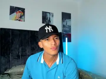Chaturbate Best live sex cam show of axelrey_