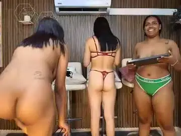 Chaturbate Free Live Porn of badgirls_000