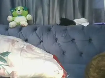 Chaturbate Free Live Porn of cilia_petite