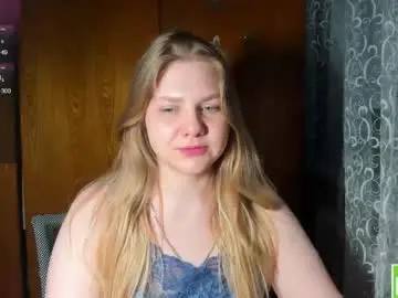 Chaturbate Watch Live Sex Cams of emmafrizea