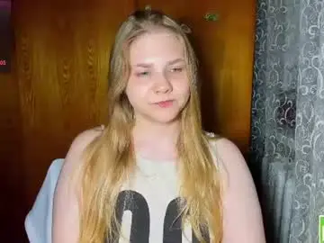 Chaturbate Free Live Porn of emmafrizea