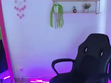 Chaturbate Live Sex Cam of gia_contii