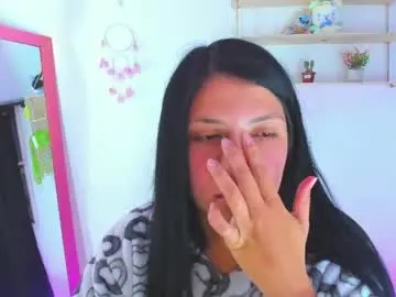 Chaturbate Watch Live Sex Cams of gia_contii