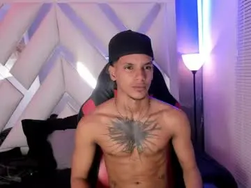 Chaturbate Sex Chat of owen_blaze3