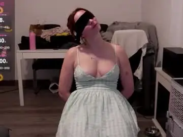 Chaturbate Live Sex Cam of samarafromthewell