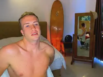 Chaturbate Live Sex Cam of tommy_cumfinger