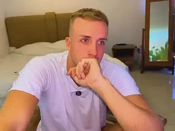 Chaturbate Live Sex Cam of tommy_cumfinger