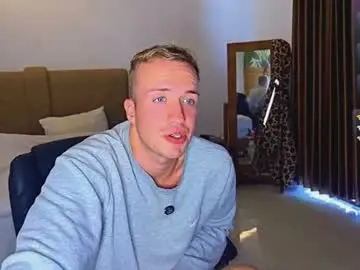 Chaturbate Best live sex cam show of tommy_cumfinger
