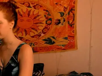 Chaturbate Live Sex Cam of aliceinredsquare_