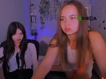 Chaturbate Live Sex Cam of daphne_bloom1