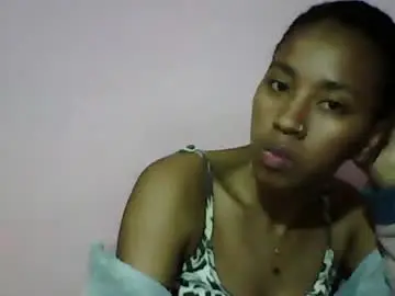 Chaturbate Live Sex Cam of stellah57