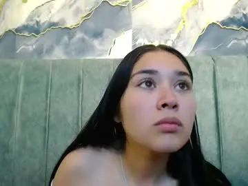 Chaturbate Nude Webcam of adaira31