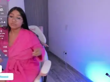 Chaturbate Live Sex Cam of kyy_isa