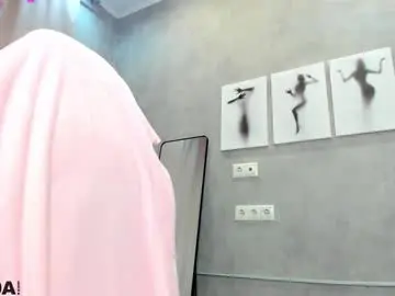 Chaturbate Live Sex Cam of donnaaa_evans