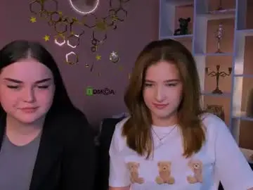 Chaturbate Free Live Porn of ember_rey