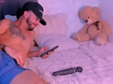 Chaturbate Free Live Porn of cristian__greys