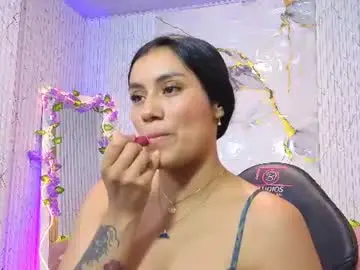 Chaturbate Free Live Porn of peachy_tay